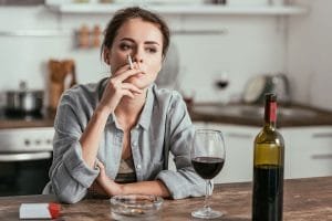 Comment L'alcool Et Le Tabac Peuvent Favoriser La Prise De Poids